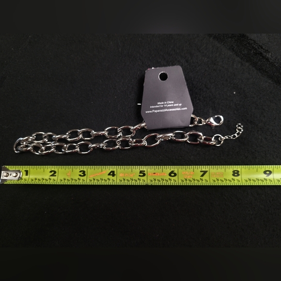 NEW Large Links Silver Tone Chain Necklace  And Earrings Paparazzi - Picture 5 of 7